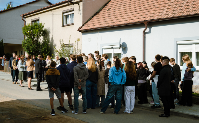 Zobrazit obrázek: 19 SPOLECENSKY ZIVOT Stolperstein 01